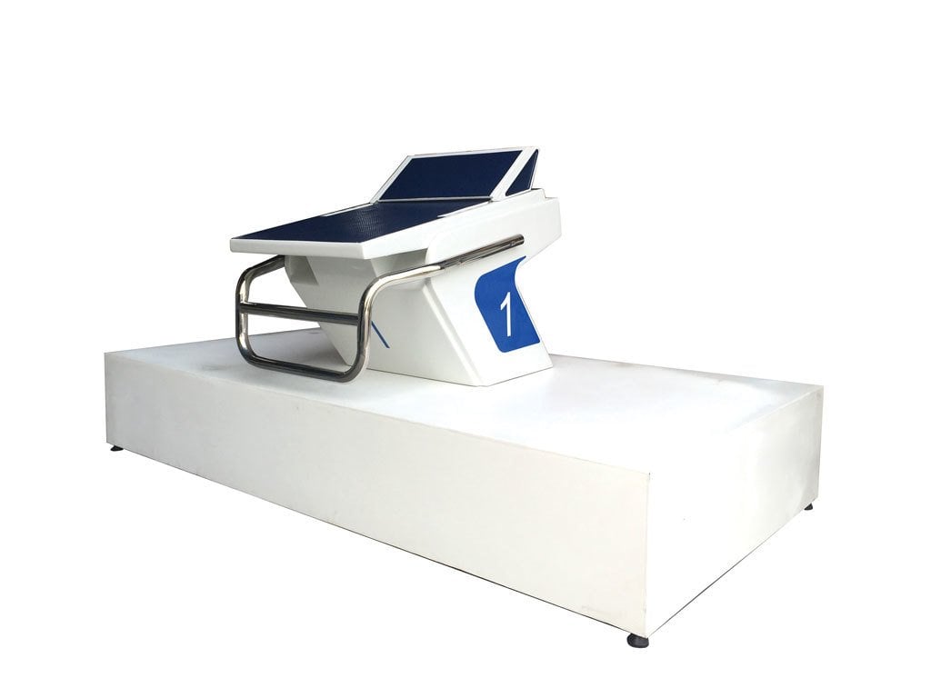 Atlama Platformu Yükseltme ve Geri Dönüş Podyumu. 2500 x 1000 mm