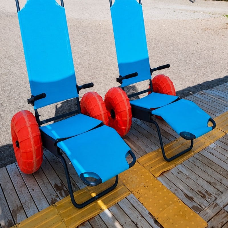 Engelli Plaj Sandalyesi 2 Tekerli Kolçaklı