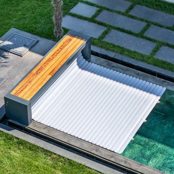 Otomatik Havuz Örtüsü Açık Bank Tipi